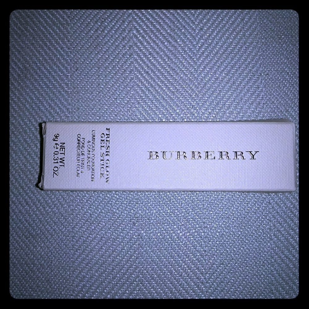 BURBERRY FRESH GLOW GEL STICK FOUNDATION